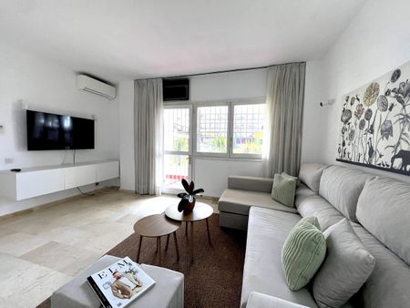 Apartamento planta baja en alquiler en Marbella, Marbella - Photo 3