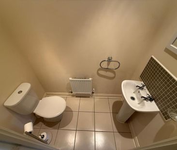 2 bedroom terraced house to rent - Photo 3