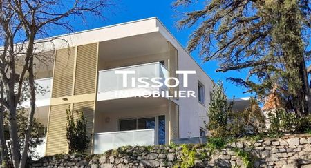 Location Appartement 2 pièces 43m² NIMES 30000 - Photo 3