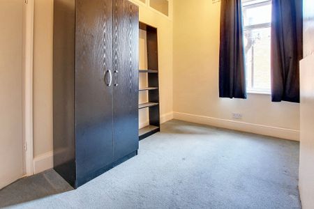 2 bed terraced house to rent in St. Leonards Road, Leicester, LE2 - Photo 4