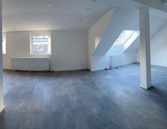 2 Zimmer Wohnung in Düsseldorf Rath | neuwertig und renoviert - Photo 1