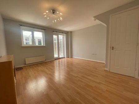 2 bedroom townhouse to rent - Photo 2