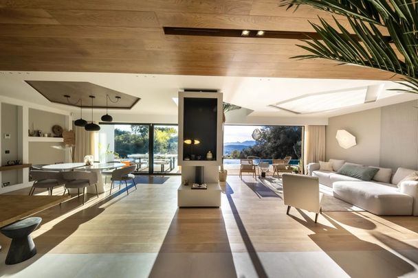 Le Cannet - Villa d'Exception avec Piscine – Esprit Balinais - Photo 1