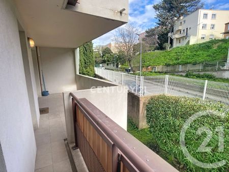 Location Appartement 2 pièces 41m² AUBAGNE 13400 - Photo 3