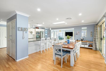 110 BAGNALL BEACH ROAD, Corlette NSW 2315 - House For Rent | Domain - Photo 4