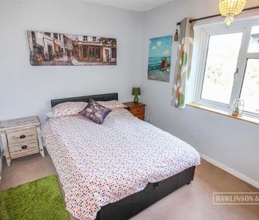 3 bedroom apartment to rent - Photo 4
