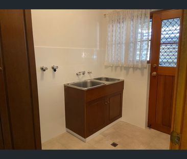 17 Verona Avenue, Newton, SA 5074 - Photo 2