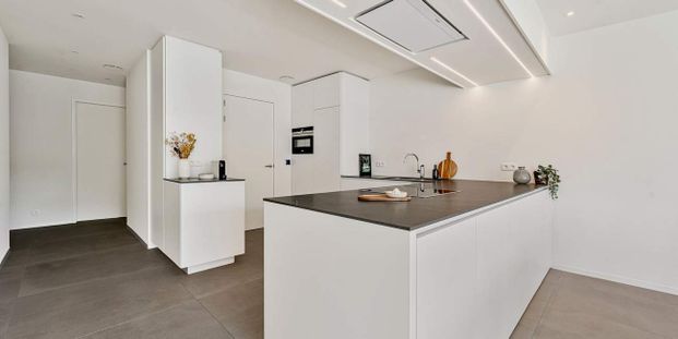 Appartement te huur in Poperinge voor € 800 met 2 slaapkamers - Photo 1