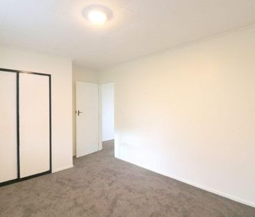 Modern, low maintenance two bedroom unit close to South City! - Photo 1