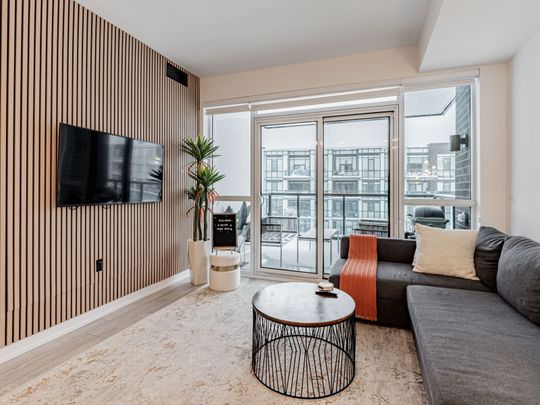 For Lease - 415 Sea Ray Avenue Unit# 322, Innisfil, Ontario - Photo 1