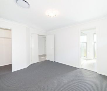 Family Home in the Heart of Chisholm - Photo 5