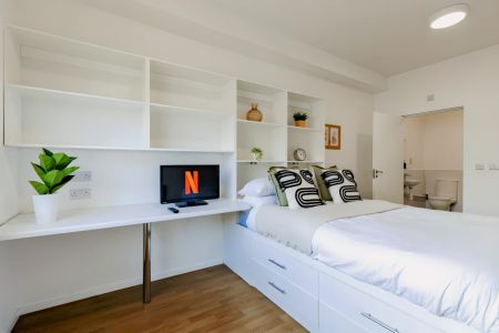 Terraced 1 Bed Apartment – Accessible - Photo 3