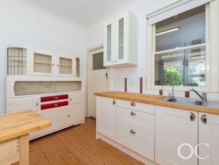 Open the Door to Character, Charm & Everyday Comfort - Photo 5