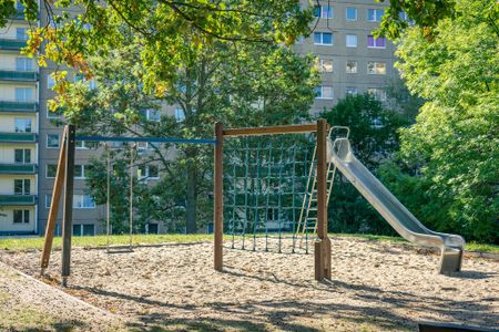 3-Raum-Wohnung mit Balkon und einen Spielplatz im Wohnumfeld - Foto 2