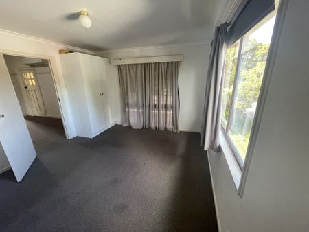 Large 4 bedroom Goonellabah home - Photo 2