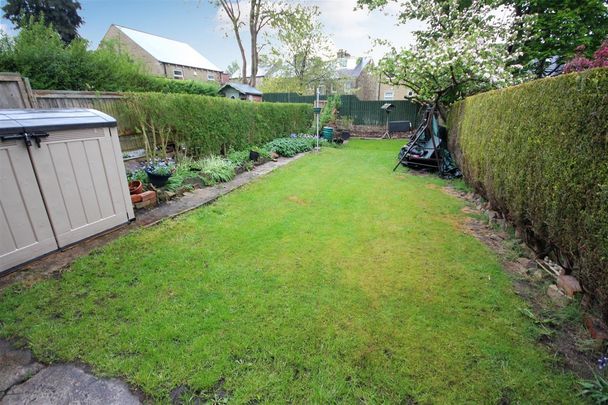 2 Bedroom House - Semi-Detached To Let - Photo 1