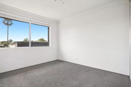 12/154 Flood Street, Leichhardt - Photo 3