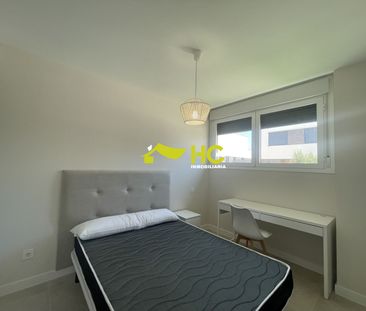 Alquiler Chalet Pareado en Monte de la Villa, Villaviciosa De Odón - Photo 3