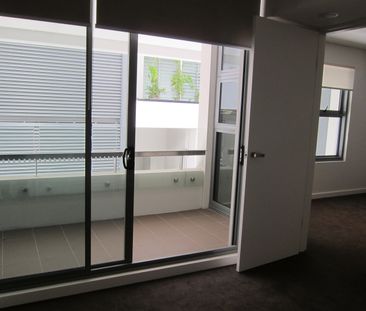 220 Pacific Highway, Crows Nest NSW 2065 - Apartment For Rent | Domain - Photo 5