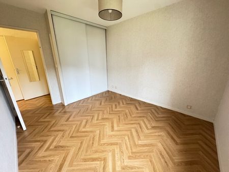 Location Appartement 2 pièces 47m² ORLEANS 45000 - Photo 3