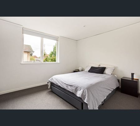 7/23 Haines Street, Hawthorn, Vic 3122 - Photo 3