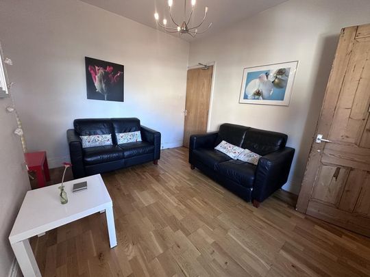 1 bedroom in a house share to rent - Photo 1
