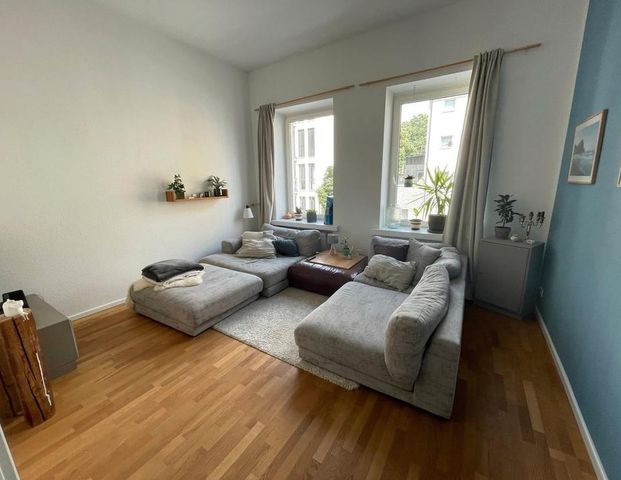 Zwischenmiete Köln Südstadt: charmante möblierte Altbauwohnung - Photo 1