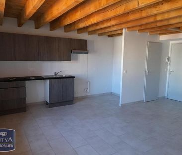 Location Appartement 3 pièces 50m² VILLEFRANCHE SUR SAONE 69400 - Photo 5