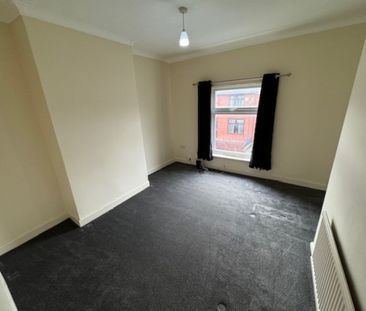 2 Bedroom Terraced House - Photo 1
