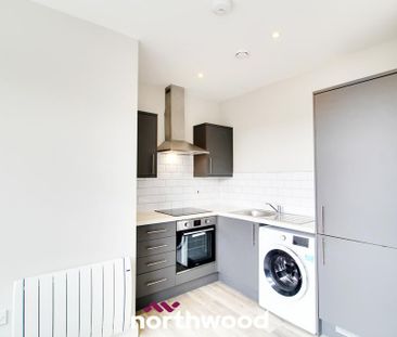 Studio to rent - Photo 2