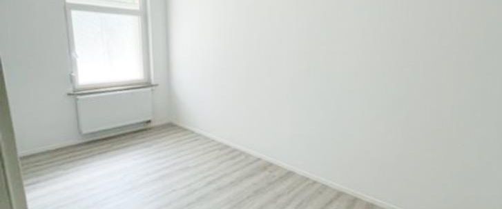 Erdgeschosswohnung mit 2 Zimmern in Dortmund-Huckarde - Foto 1