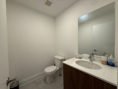 For Lease - 14 Persica Street Unit# Basement, Richmond Hill, Ontario - Photo 2