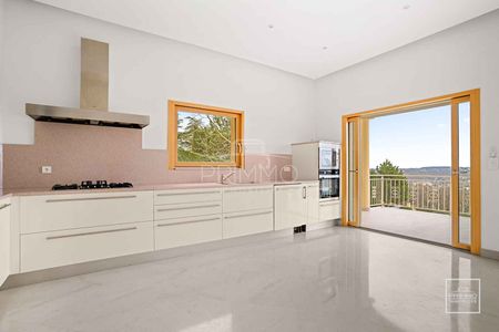 Tout savoir sur cette maison à Collonges-au-Mont-d'Or - Photo 4