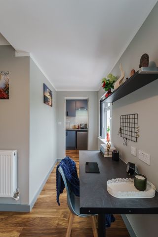 8 Bed Semi-Detached House, Charter Avenue, CV4 - Photo 3