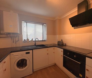 Bryn Haidd, Pentwyn, Cardiff - Photo 1