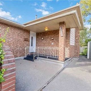 For Lease - 6059 Tampa Court, Niagara Falls, Ontario - Photo 1