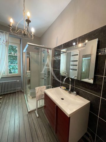 Location Appartement 2 pièces 35m² FONTENAY LE COMTE 85200 - Photo 4