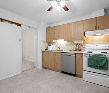 For Lease - 1485 Baseline Road Unit# 616, Belair Park - Copeland Pa... - Photo 3