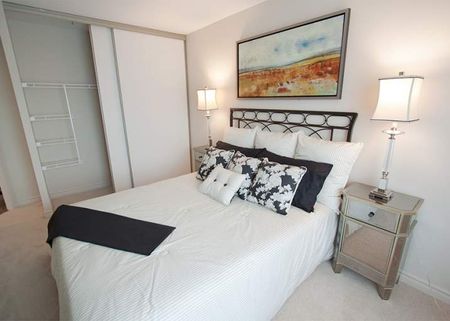 Fallowfield Towers IV - Photo 4