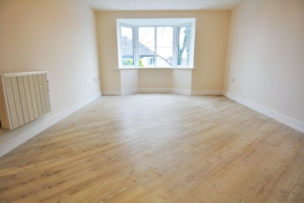 StanwayRoad, Shirley, SOLIHULL - Photo 1