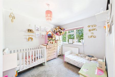 3 bedroom end of terrace house to rent - Photo 3