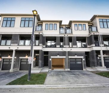 For Lease - 436 Okanagan Path, Oshawa, Ontario - Photo 3