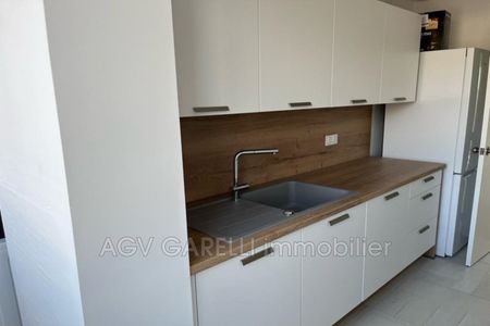 Appartement 5 Pièces 100 m² - Photo 3