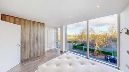 Modern terraced house - Photo 5