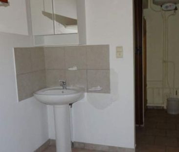 Appartement te huur in Pipaix voor € 475 met 1 slaapkamer - Photo 1