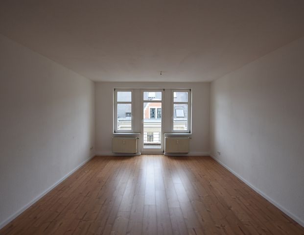 I großzügige 3-Raum Maisonette Wohnung I Parkett I Wannenbad I 2 Balkone I - Foto 1