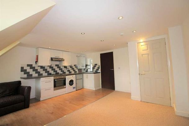 South Bar Street, Banbury, OX16 - Photo 1