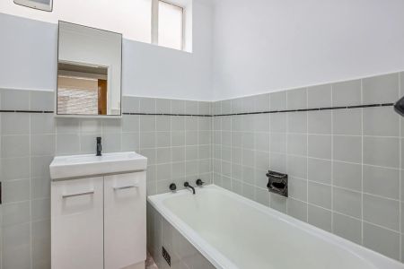 Renovated Apartment in Ultra Convenient Location - Photo 4