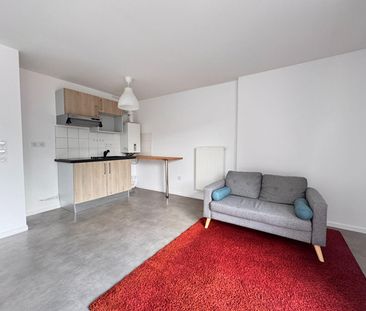 A LOUER : T1 à LILLE • Rue Destailleurs - Faubourg de Béthune • 590 € - Photo 4