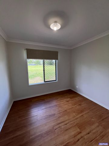 BRAND NEW 3-BEDROOM, 2-BATHROOM HOME - Photo 5